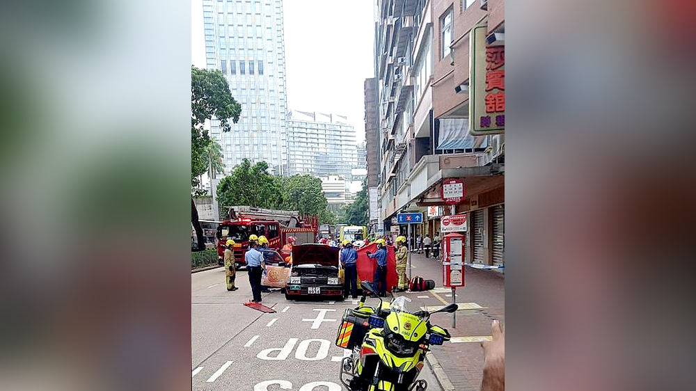 尖沙咀墮樓漢直插的士車頂 釀一死一傷