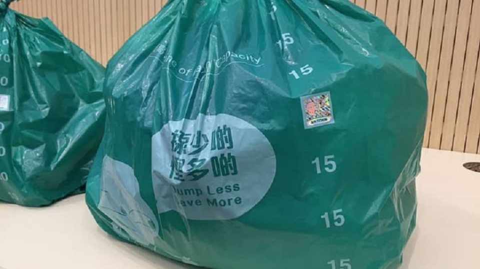 環保署：約3000個零售點最快本月下旬供市民購買指定袋