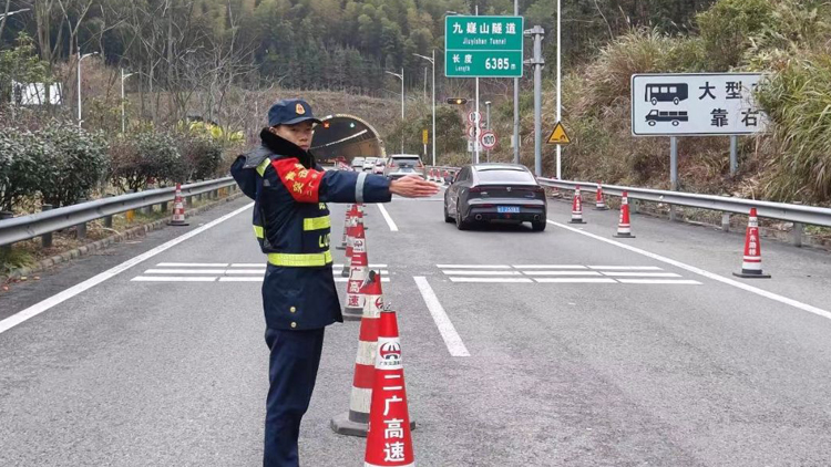 廣東39條細化措施護航春運道路交通安全