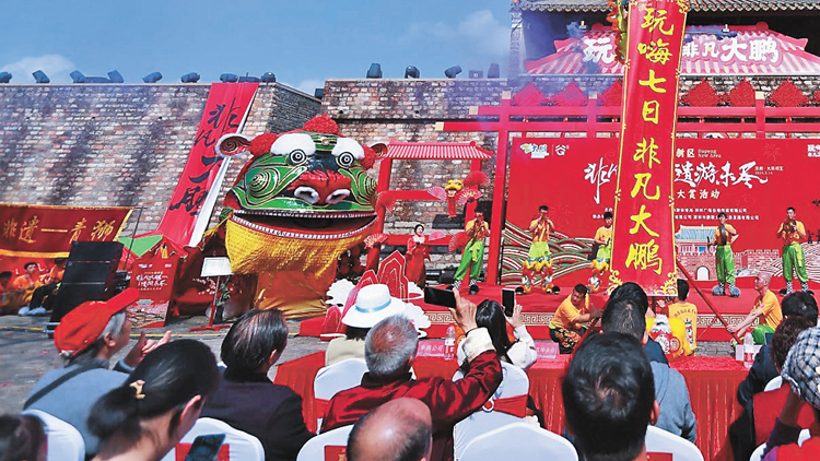 當迎財神遇上情人節 深圳消費市場熱辣甜蜜