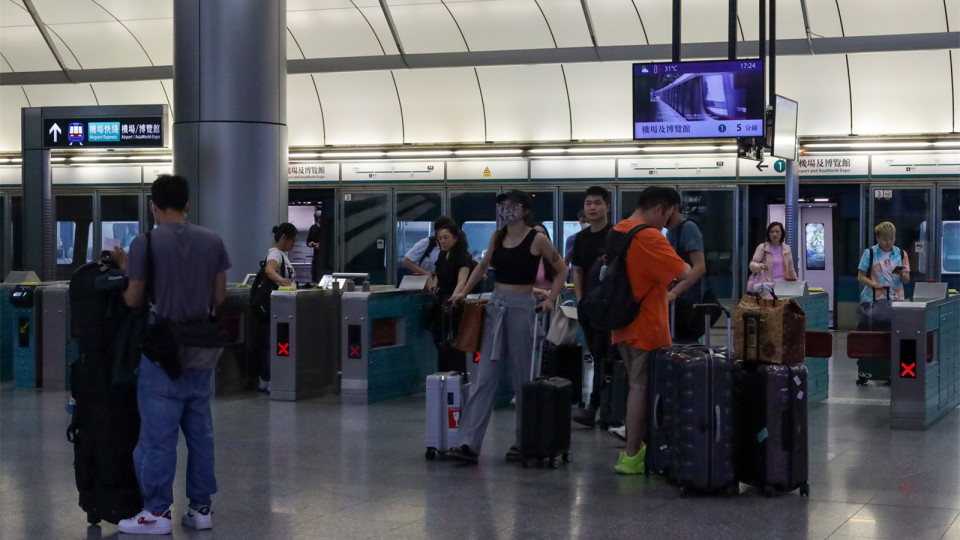 機場快線香港站預辦登機服務逐步回復正常
