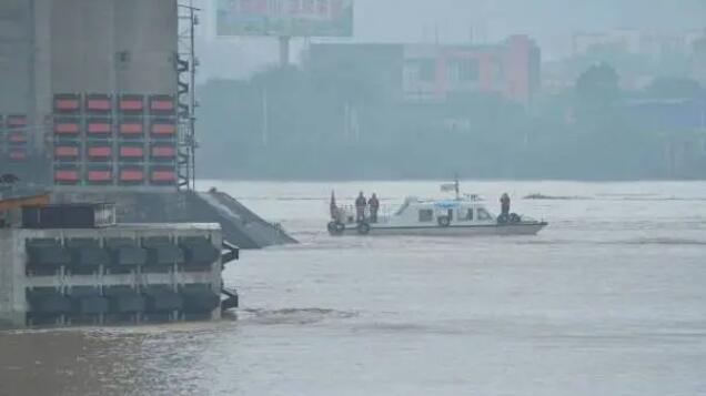 追蹤報道 | 佛山九江大橋附近沉船初步原因公布：洪水導致船員操作失當