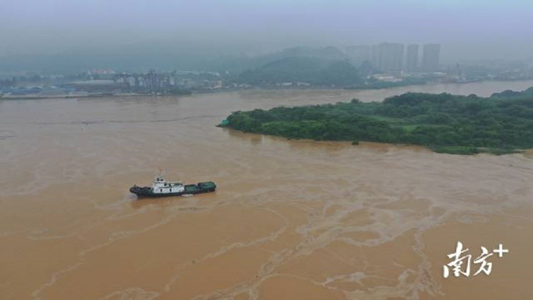 九江大橋水域水上封航交通管制解除