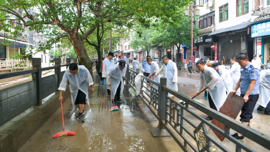 商務部：全力保障受暴雨洪澇災害影響地區生活必需品供應