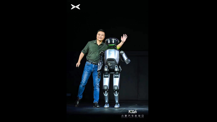 何小鵬料RoboTaxi兩年後進入轉折點