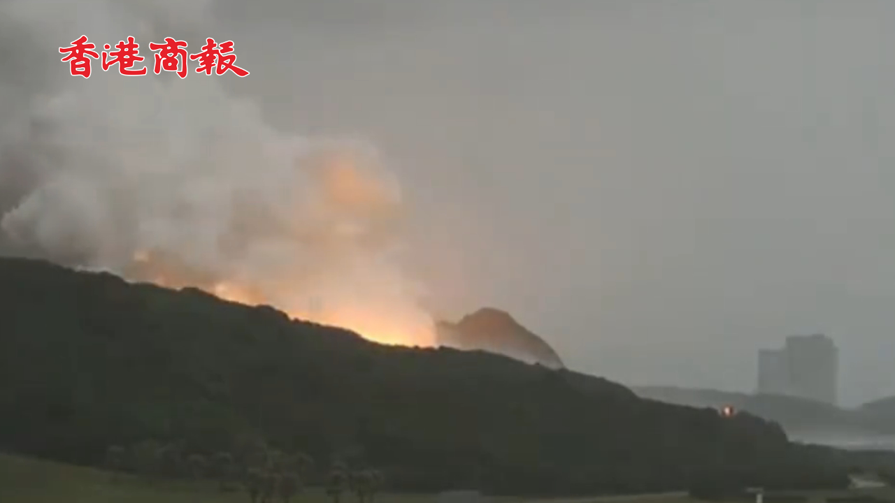 有片丨日本一火箭測試時發生異常起火 現場濃煙滾滾